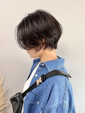 ジョナサン リヴィングストン(JONATHAN LIVINGSTON) 黒髪美女のためのショートヘア/ショートボブ/黒髪