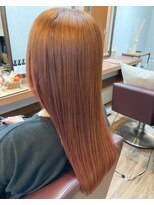 ハチニイニ(822)&nbsp;ツヤ髪ストレート