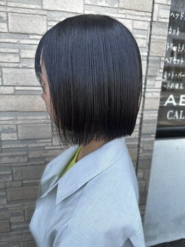 アブティール(ABOUTIR) ボブ×コスメストレート◎