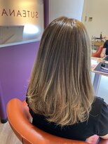 スティーナ(SUTEANA) ハイライトカラー