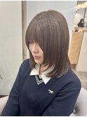 透明感ベージュブラウン×レイヤーカット