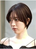 横浜西口切りっぱなしミニボブショートレイヤー前下がり前髪なし