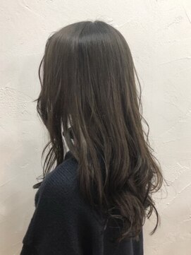 エルズ 大宮店(ailes) グレージュ[大宮/大宮駅/大宮ショート/大宮パーマ/ショート]