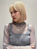 ポイントファイブバイソレイユ 藤沢店(.5 by SOLEIL)&nbsp;ぱっつんボブ切りっぱなしボブハニーブロンドブリーチ