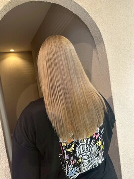 エプリ(epris) シルキーベージュストレート