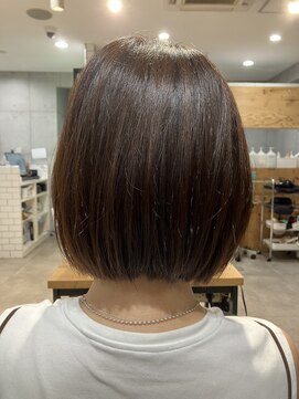 ネウィ 池袋(newi) 内巻きボブ