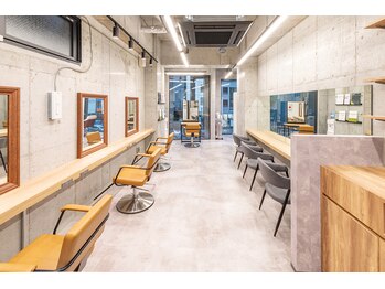 BRAVE　福岡天神店【ブレイブ】