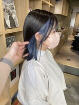 ロン(RON) 【ミディアムボブ×インナーブルー】