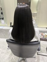 リー 尼崎(Lee)&nbsp;透明感×上品さを叶える大人カラー