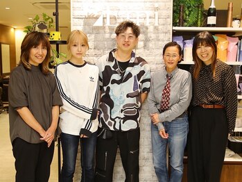 エミシーモール店(Emi)の写真/女性目線の丁寧なカウンセリングで、髪や頭皮の悩みを解消！美髪へ導きます♪