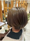 グレージュ×丸みショート