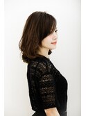 大人クラシカルな伸ばしかけボブ