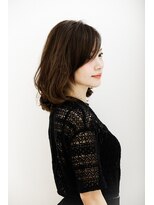 メルクマール(MERKMAL) 大人クラシカルな伸ばしかけボブ