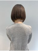 bob(切りっぱなしボブ、前下がりボブ、ミルクティベーッジュ)