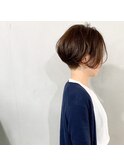 #刈り上げ前下がりボブ