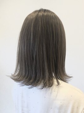 リム(Limb) 【Limb】外ハネ切りっぱなしロブ