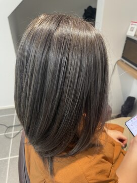 テテ(tete) 白髪ぼかしハイライト♪