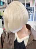4002ニュアンスカラー艶髪グレーベージュ金髪ボブぱっつん前髪