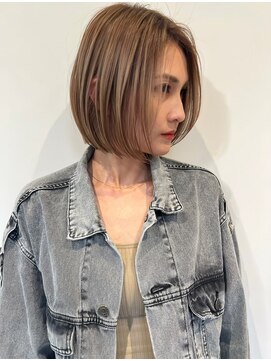 ジルブラン(JIL BLAN) ハイライトバレイヤージュダブルカラーショートカット30代40代