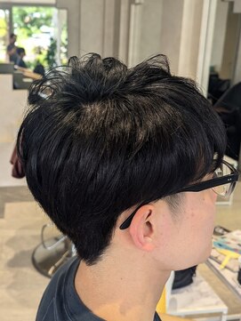 ポラリス(polaris) ２ブロメンズカット