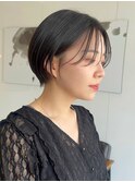 ショートヘア人気No.1｜小顔×うぶバングで大人かわいく◎