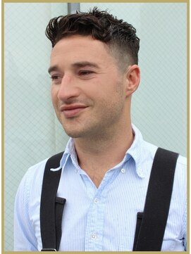 ジジバイワースホワイル(jiji by WORTH WHILE) 外国人風パーマウルフカルマパーマベリーショートダークアッシュ