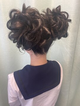 マーズ(Hair&Make Mars+) ツインお団子