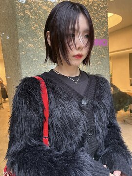 ショート・ボブレイヤー/レイヤーカット/顔周りレイヤー/20代