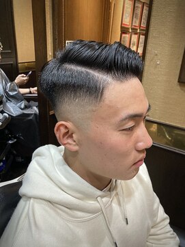 レオヘアワークス(LEO HAIR WORKS) スキンフェード　新潟床屋　メンズサロン新潟市　新潟市中央区