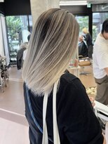 ベルマスガ(bell_masuga)&nbsp;バレイヤージュ/ブリーチ/外国人風