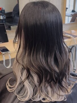 ソロ(soLo) ホワイトベージュのインナーカラー