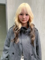 ソル バロール 表参道(SOL .valor) 抜きっぱなしブロンドブロンドルーツカラー