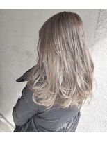 ヘアーアンドアトリエ マール(Hair&Atelier Marl)&nbsp;【Marlダブルカラー】ホワイトベージュの無造作セミディ♪