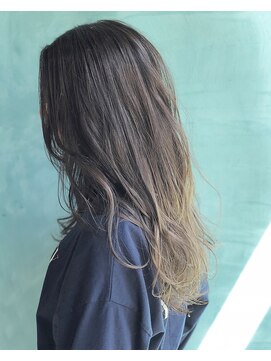 クラン(clan) 斜めバング×抜け感ピンクブルージュ