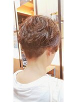 ラネージュ(La Neige)&nbsp;刈り上げスッキリショートパーマスタイル