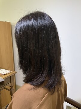 ユーネリー(U-NERY) ミディアムスタイル