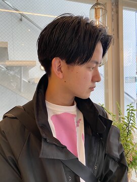 ウェルネス(Wellness) ナチュラルセンターパートスタイル3