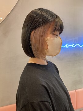 ロンドポレール 北千住(Lond polaire) インナーカラー×切りっぱなしボブ