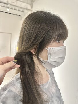 ジュベ(juve.) 【大分 juve.】10代20代30代必見！☆大人気☆オリーブカラー◎