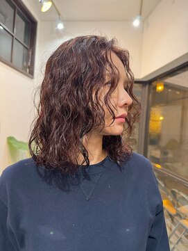 ナループロアオハナ(Nalu pu loa ohana) ボブパーマ/くるくるパーマ/ウェーブパーマ/レッドブラウン