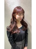 ピンクベージュ