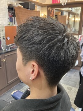 ルピナス 中田(Lupinus) アップショートスタイル