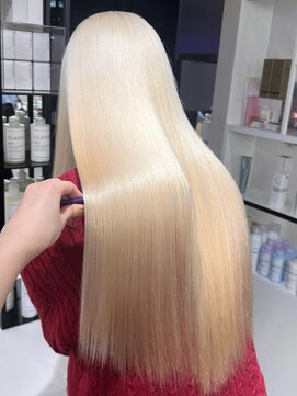 ベレーザ 渋谷(BELEZA) 12842髪質改善金髪ホワイトブロンドマロンベージュストレート