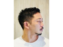 マスタッシュ(MUSTACHE)