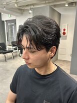 オーバルバイアピッシュ(OVARL by apish) メンズカット/韓国ヘア/メンズパーマ/センターパート