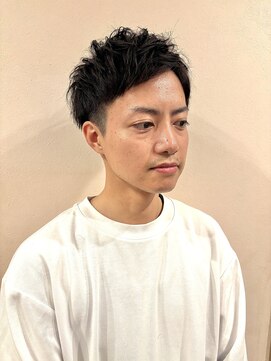 ヘアーステーション どの年代でもOK！！　ツーブロスタイル