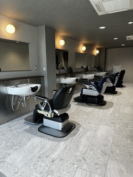 キーン 横浜日本大通り店(KEEN)の写真/《元町に移転リニューアルOPEN★》より洗練されたこだわり空間でリフレッシュ＆リラックスタイムをお届け。
