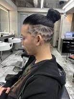 クロム トウキョウ ザ バーバーアルト 神保町店(CHROM TOKYO the Barber ALT)&nbsp;バリアートスキンフェード