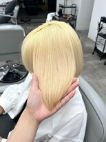 シラフ(SHIRAF)&nbsp;抜きっぱなしブロンド×ボブカット！