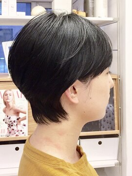 ミッテル(mittell) 黒髪のショートヘア【mittell】